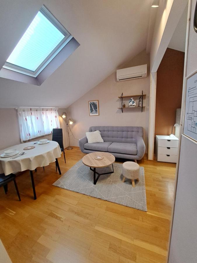 Appartement Casa Antonio With Swimming Pool à Novigrad Istria Extérieur photo