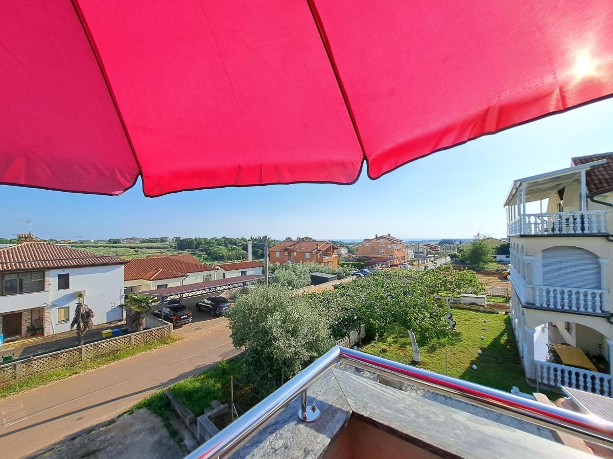 Appartement Casa Antonio With Swimming Pool à Novigrad Istria Extérieur photo