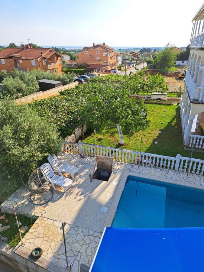 Appartement Casa Antonio With Swimming Pool à Novigrad Istria Extérieur photo